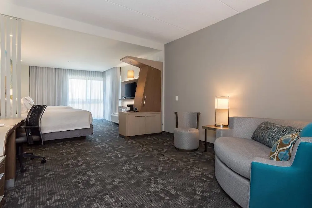 Courtyard By Marriott Seattle Northgate Hotel 3*,
