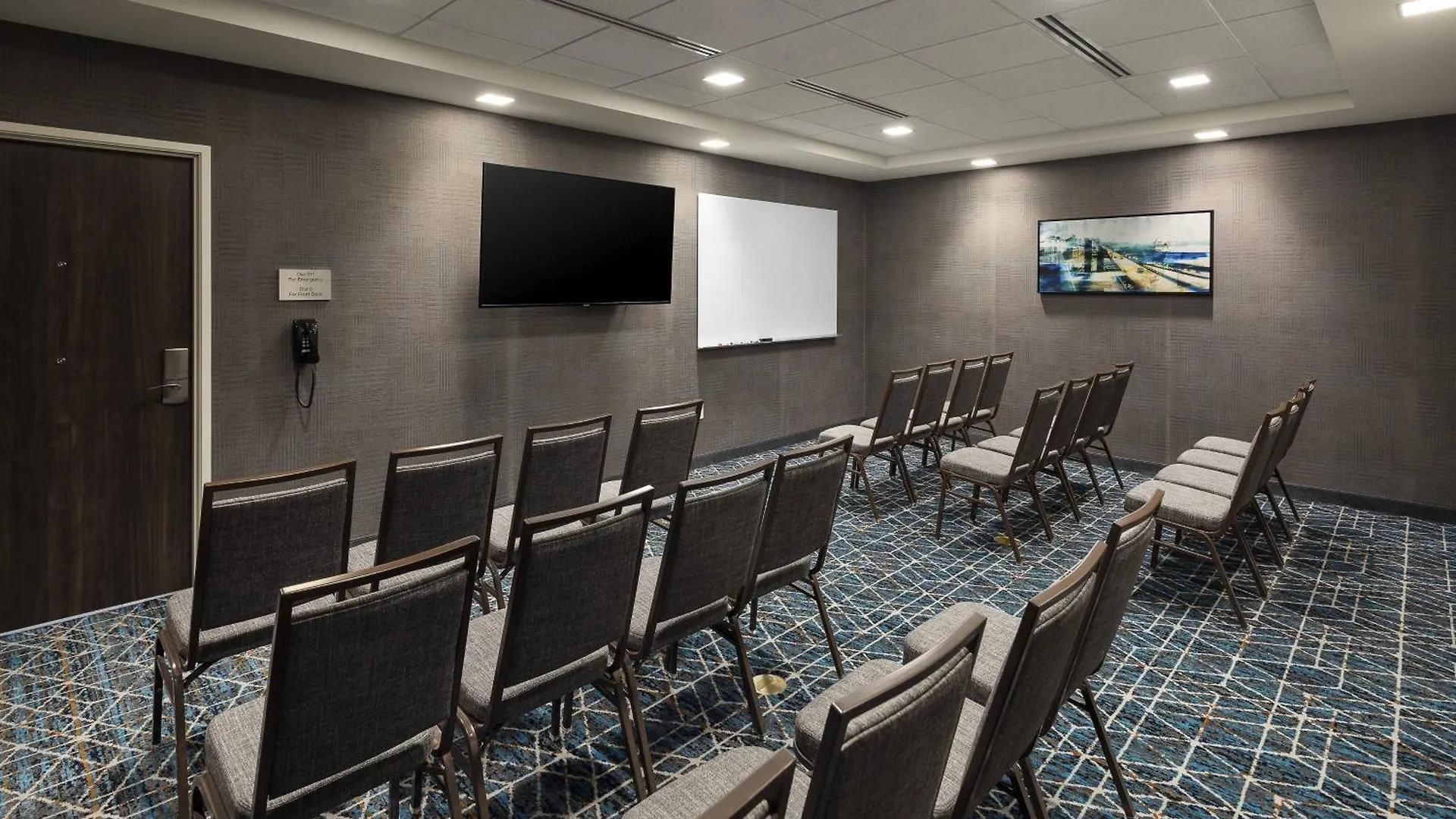 Courtyard By Marriott Seattle Northgate Hotel